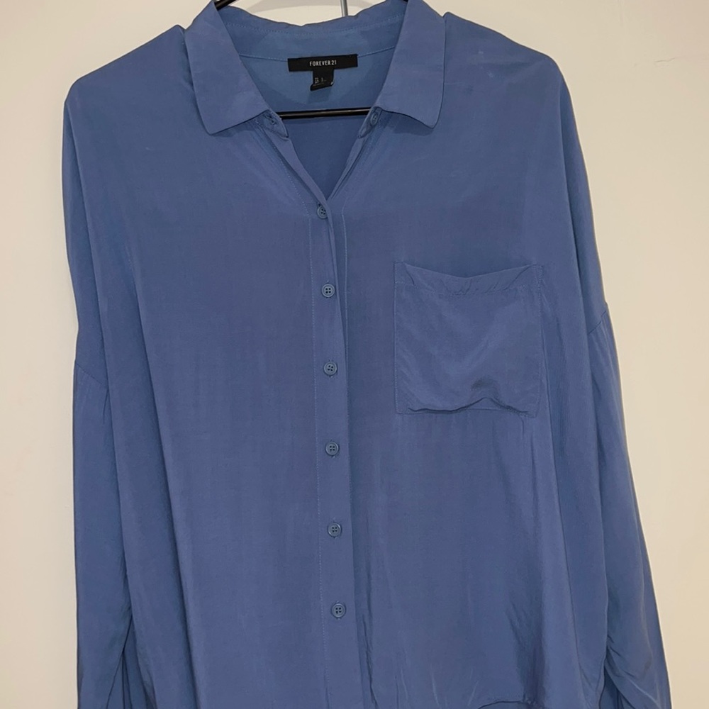 Forever 21 open back grey blue blouse
